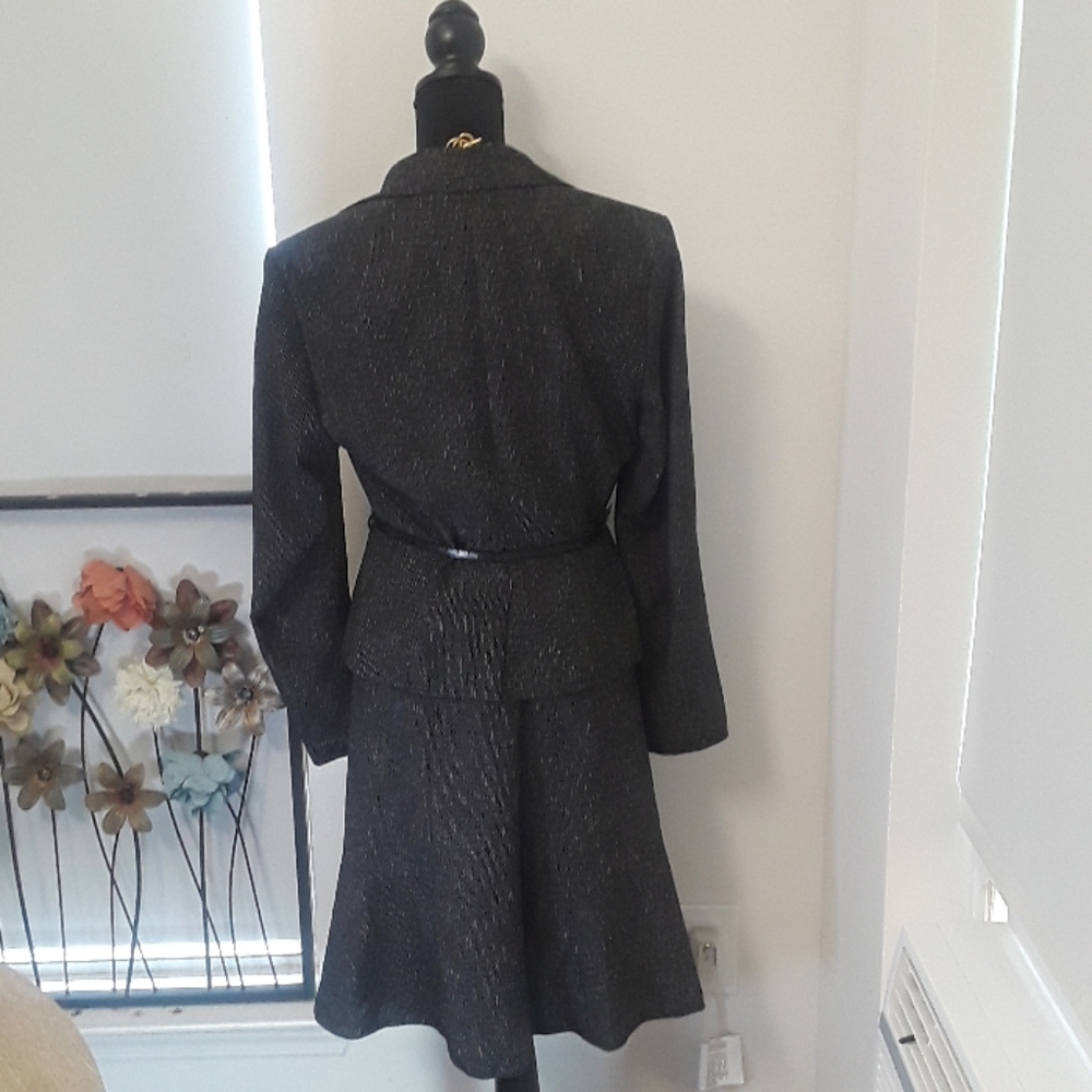 S. Oliver Black/White Skirt Suit - Medium(Size 38) - Picture 4 of 5